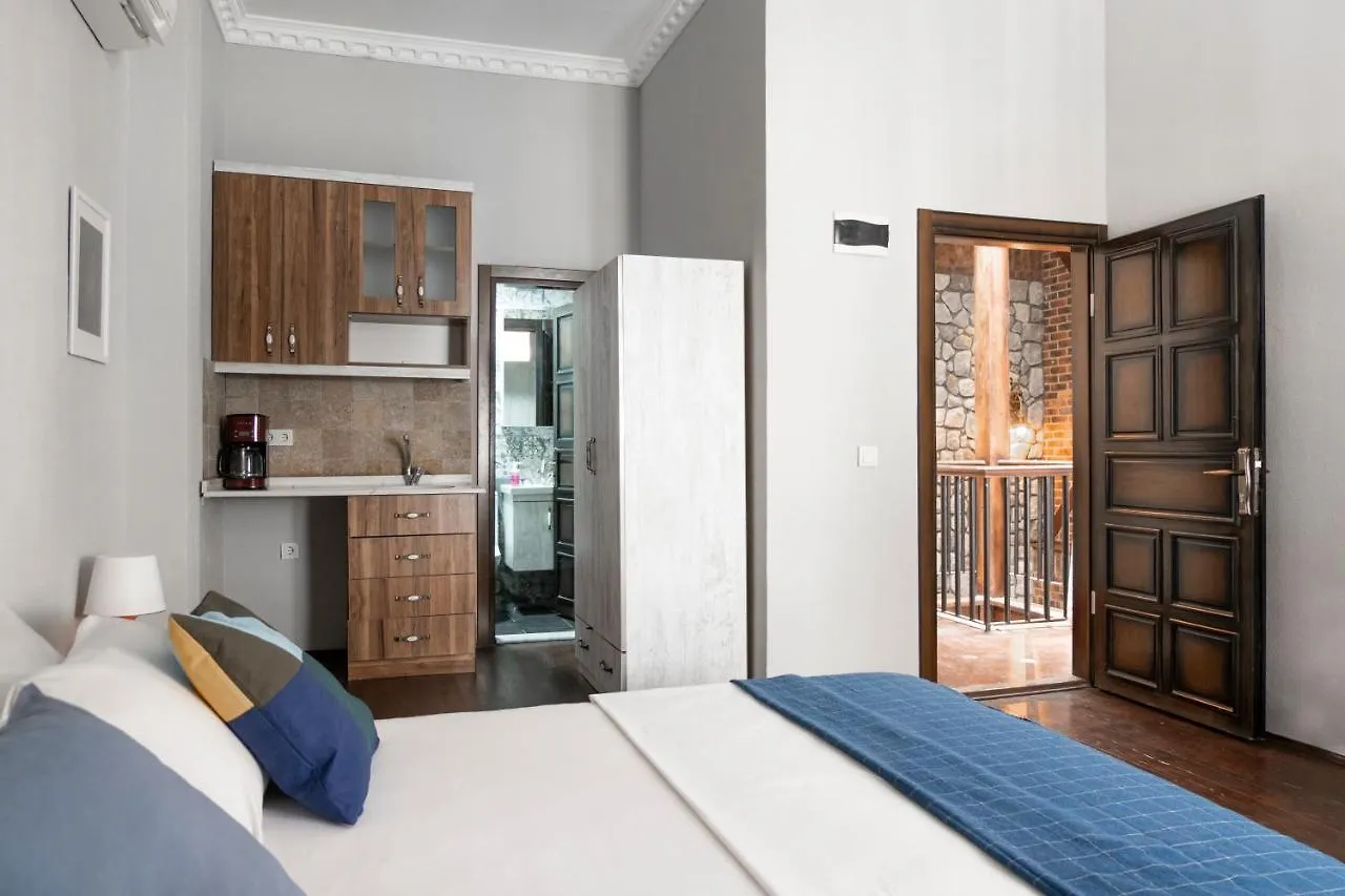 Hostel In House Hotel&Hostel Konak
