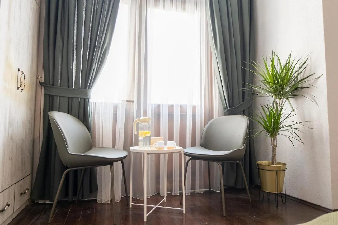In House Hotel&Hostel Konak  0*, İzmir